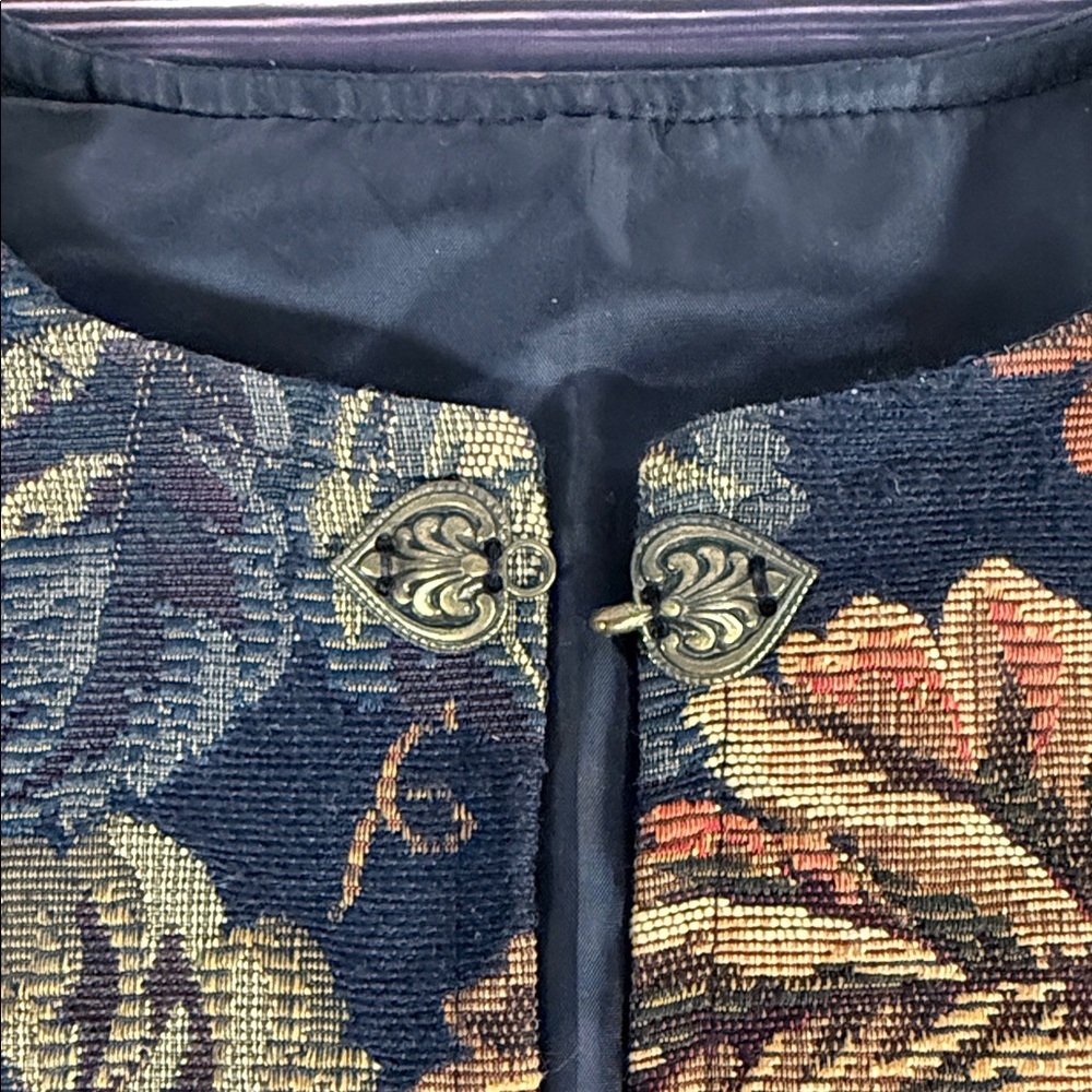 Floral and Grapevine Tapestry Jacket Knit Sleeves. Eclectic Grandma. Vintage - Picture 7 of 14
